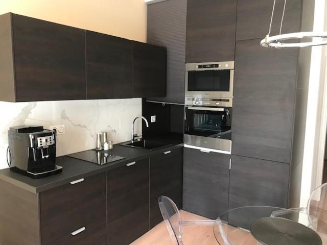 Lazare Maison De Maitre , Appartements De Standing Avec Parking Privatif A Seulement 7 Minutes A Pied Du Centre Historique De Beziers Luaran gambar