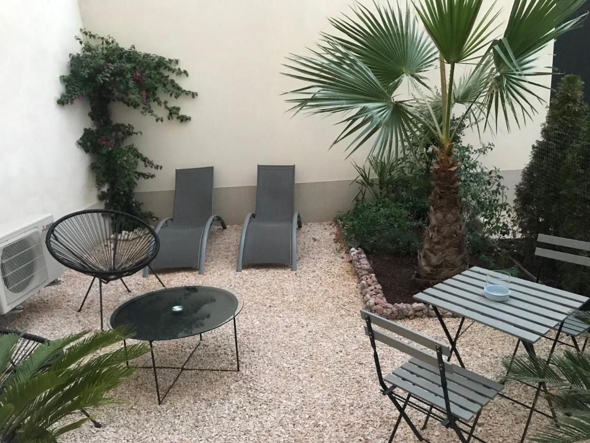 Lazare Maison De Maitre , Appartements De Standing Avec Parking Privatif A Seulement 7 Minutes A Pied Du Centre Historique De Beziers Luaran gambar