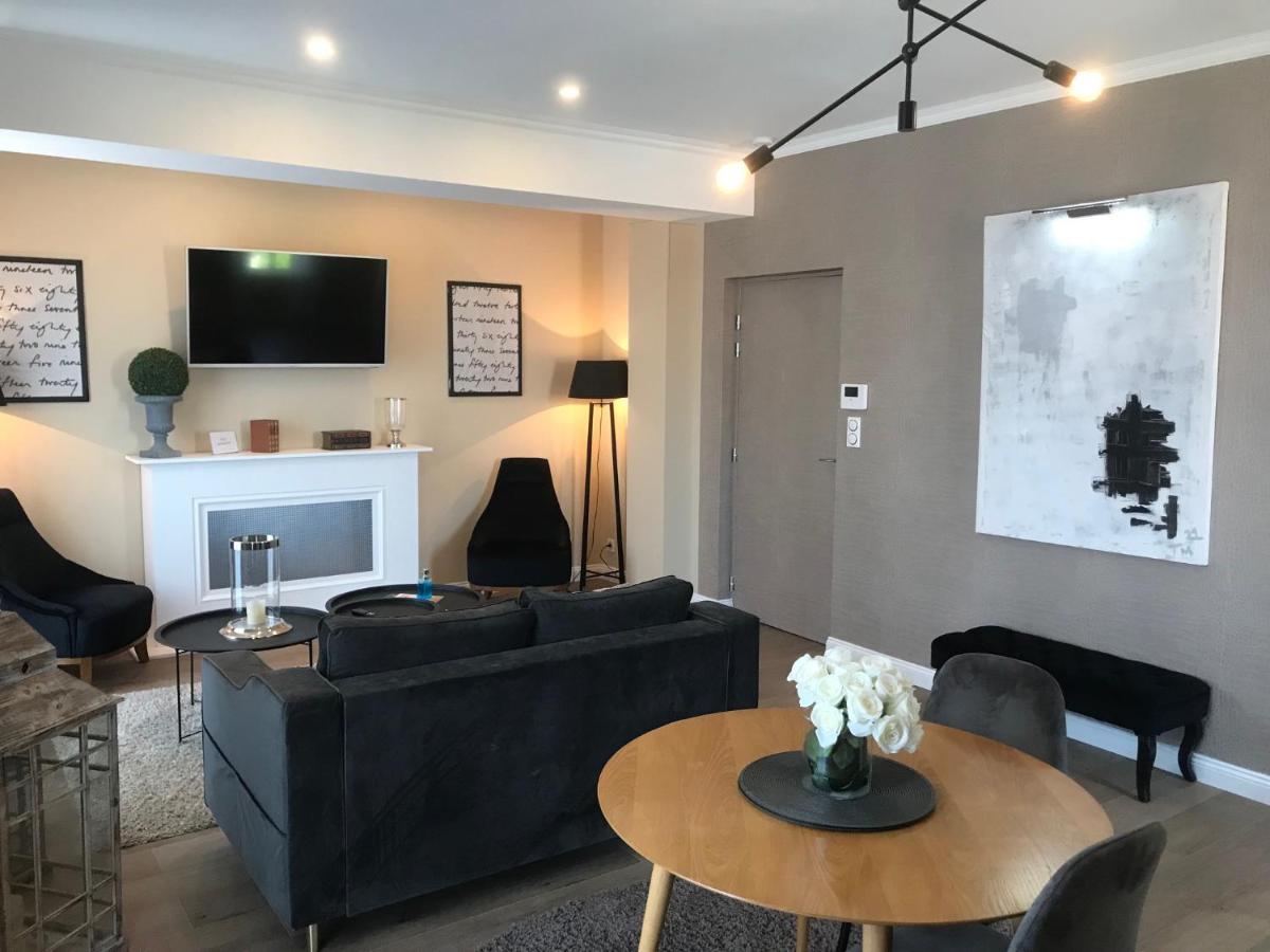 Lazare Maison De Maitre , Appartements De Standing Avec Parking Privatif A Seulement 7 Minutes A Pied Du Centre Historique De Beziers Luaran gambar
